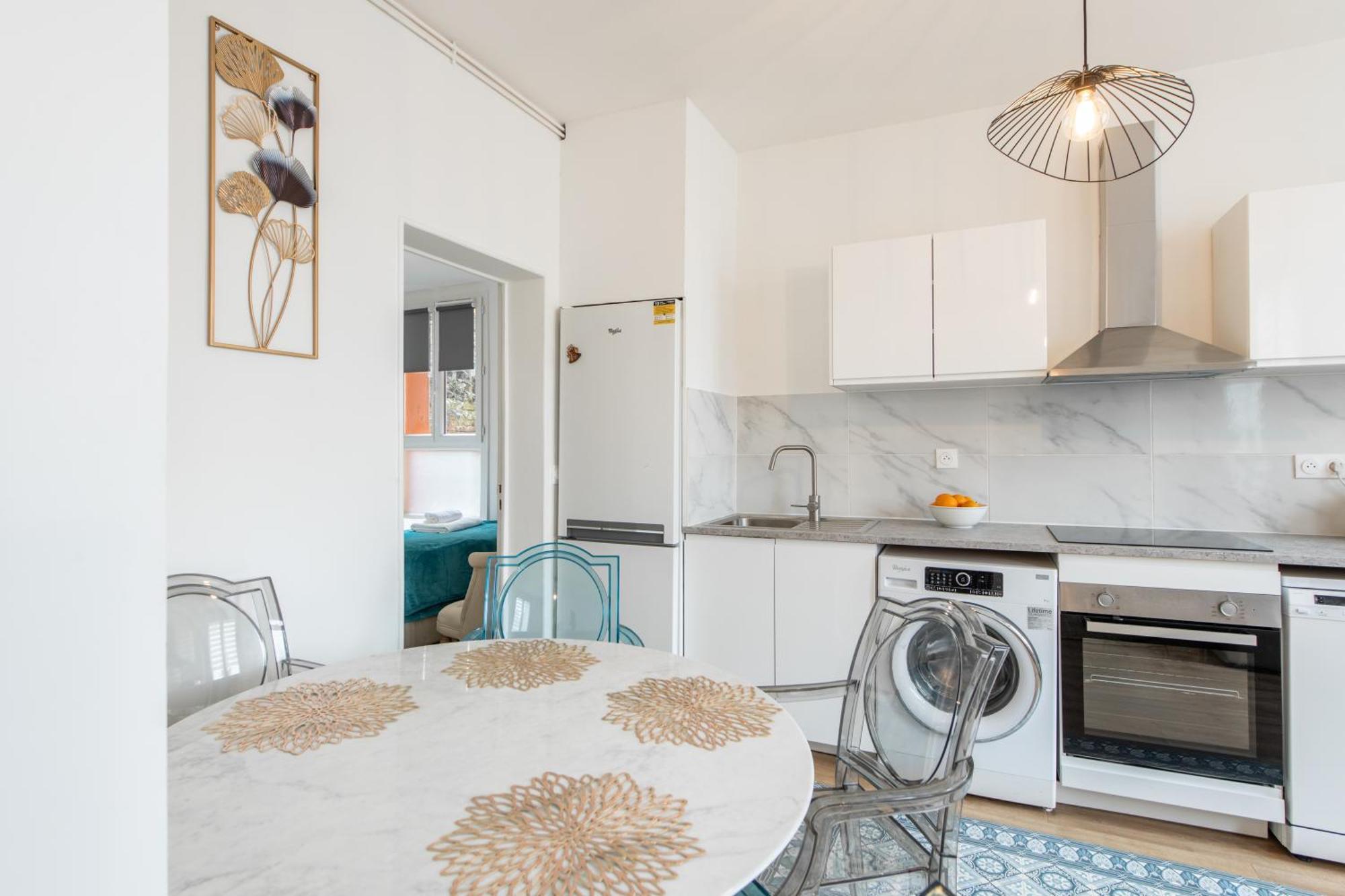 Spacious And Bright 2-Bedroom Large Apartment Very Close To Paris - Near Metro Boulogne-Billancourt Exteriör bild